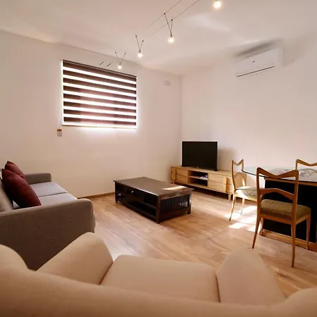 Modern 1br Near Spinola Bay T4 Lejlighed *