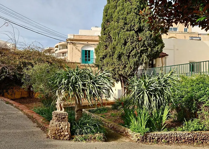 Modern 1br Near Spinola Bay T4