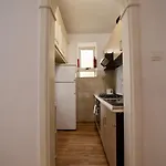 Modern 1br Near Spinola Bay T4 Apartmán *