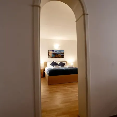 Modern 1br Near Spinola Bay T4