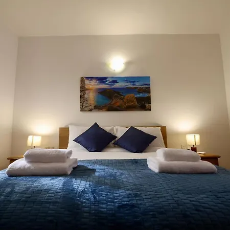 Modern 1br Near Spinola Bay T4 Apartment *