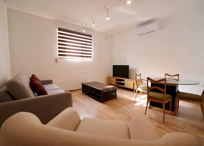 Modern 1br Near Spinola Bay T4 Apartman *